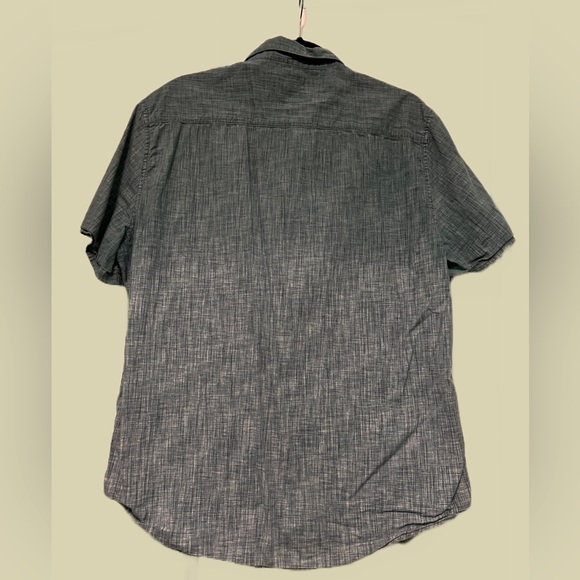 CALVIN KLEIN Men's Slim-Fit Short-Sleeve Shirt - Picture 2 of 4